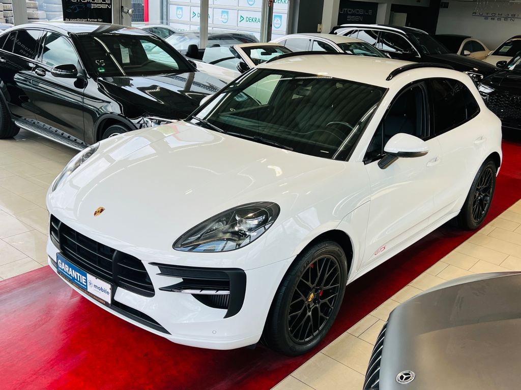 Porsche Macan 2021