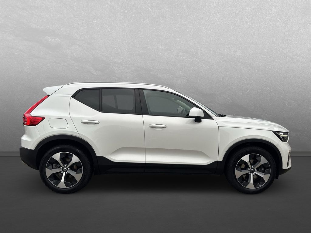 Volvo XC40 2024