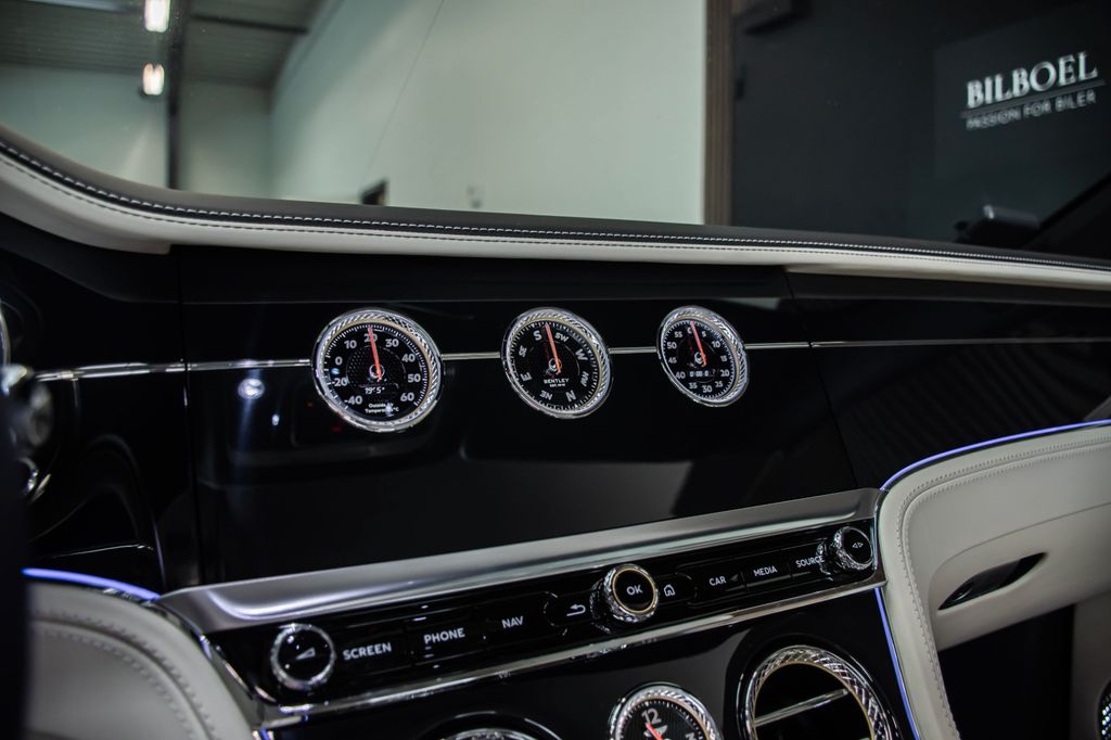 Bentley Continental GTC 2019