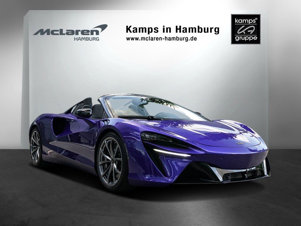 McLaren Artura 2024