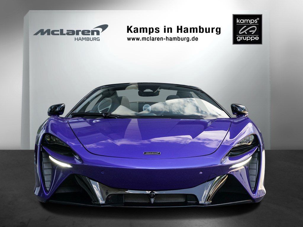 McLaren Artura 2024