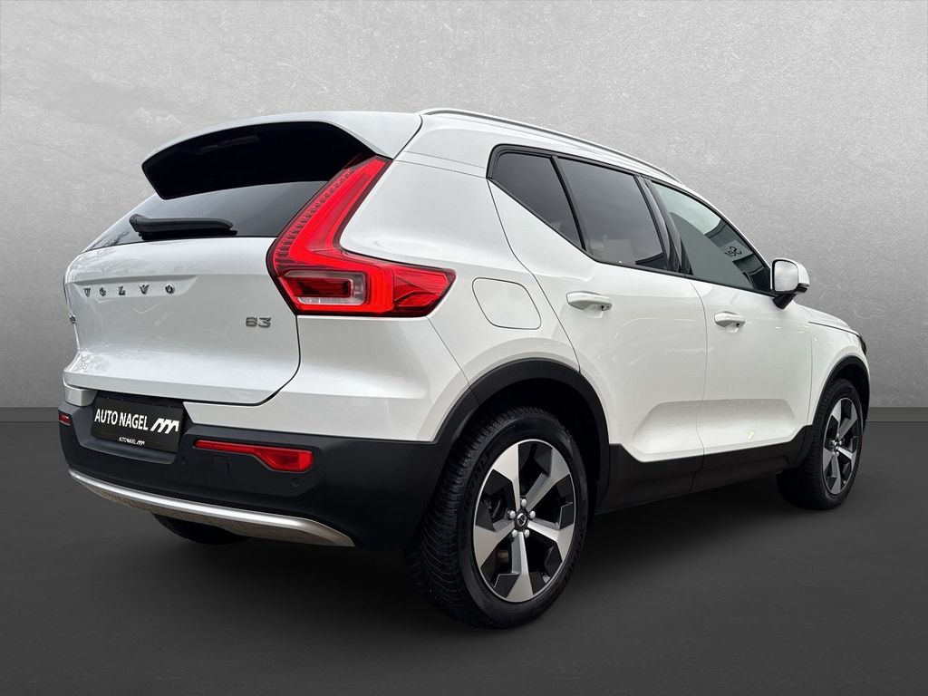 Volvo XC40 2024