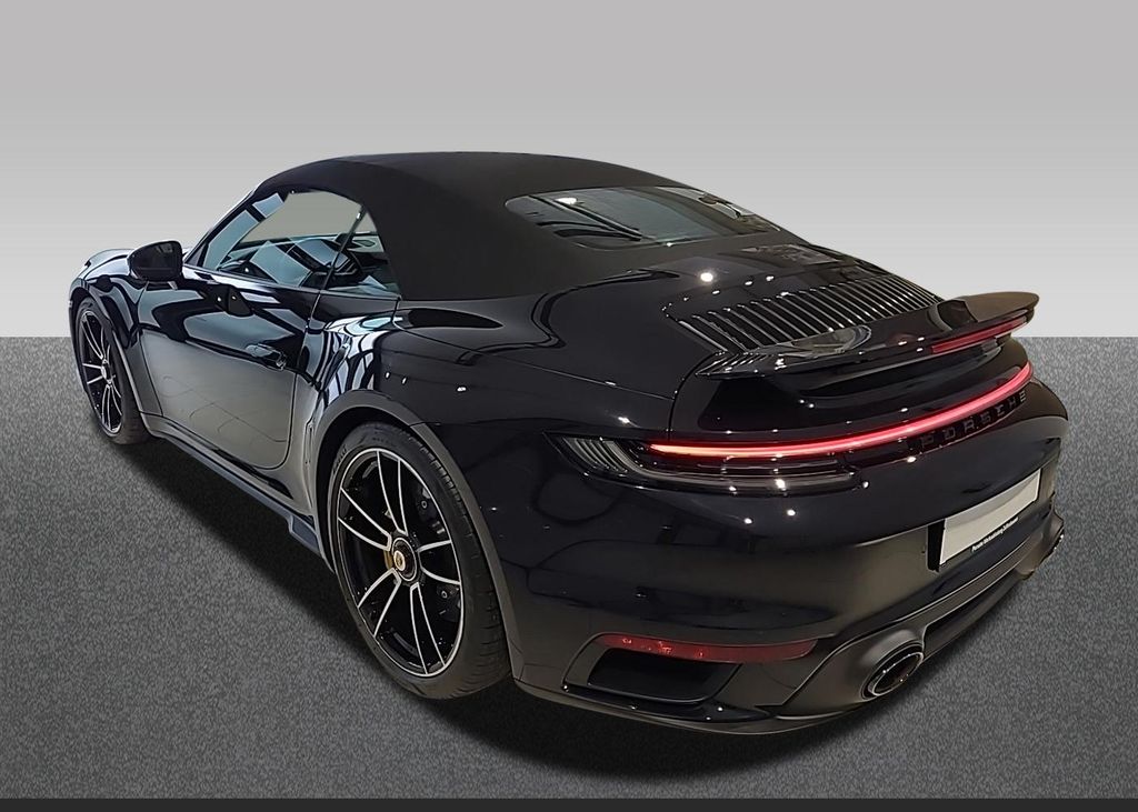 Porsche 992 2023