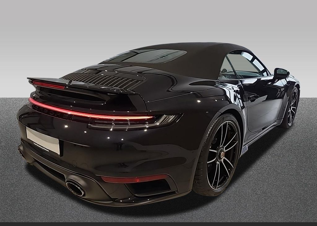 Porsche 992 2023