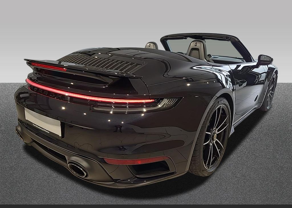 Porsche 992 2023