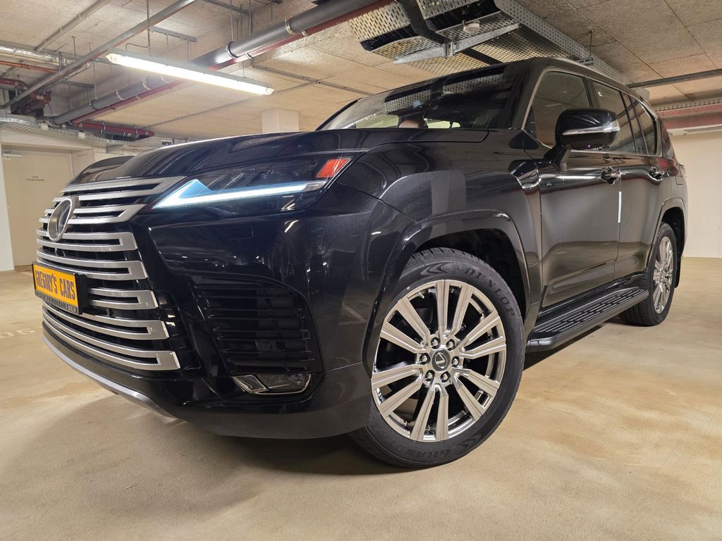 Lexus LX 600