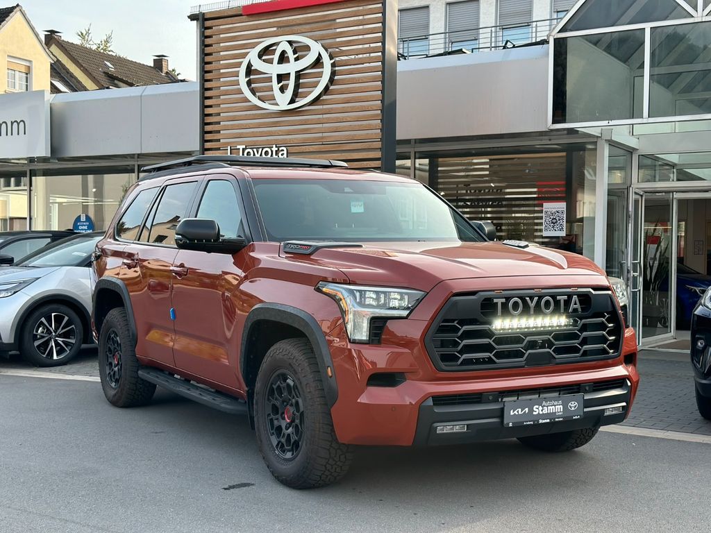 Toyota Sequoia 2024