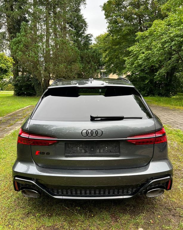 Audi RS6 2024