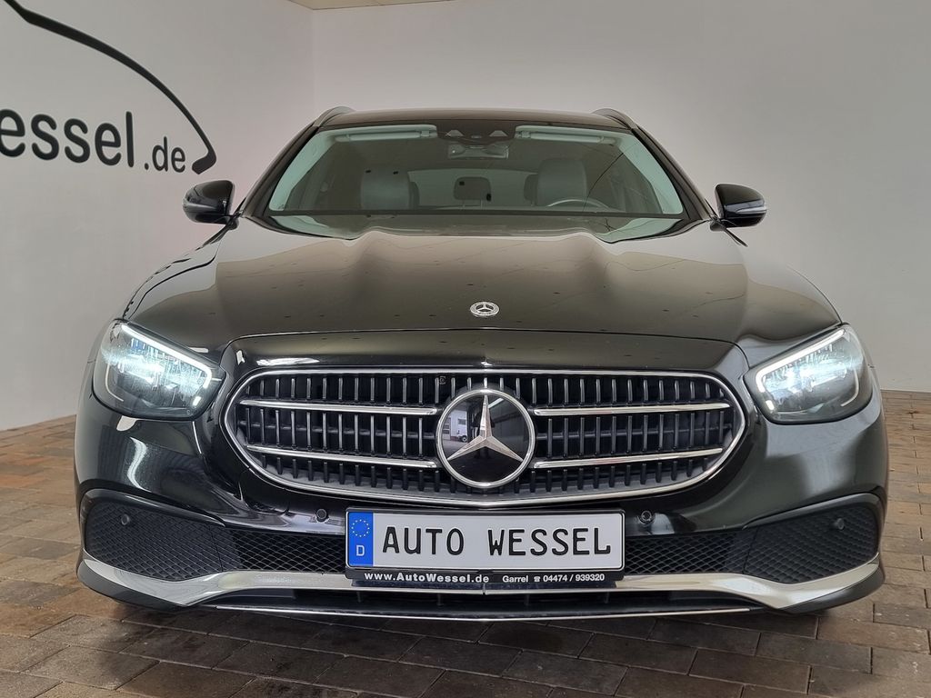 Mercedes-Benz E 300 2022