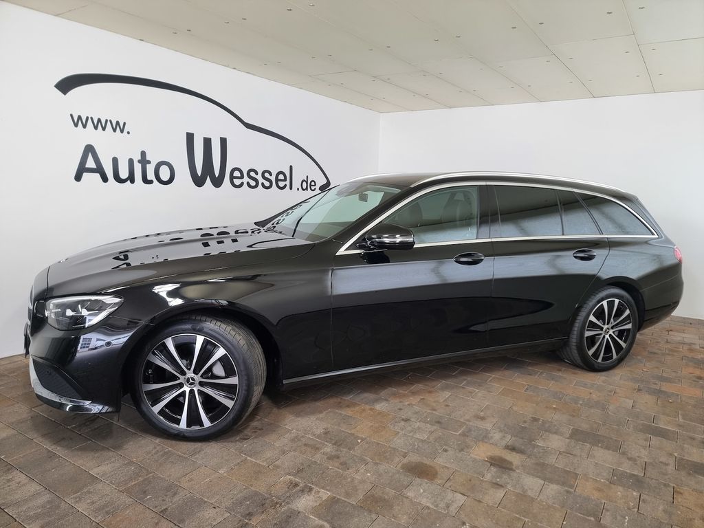 Mercedes-Benz E 300 2022