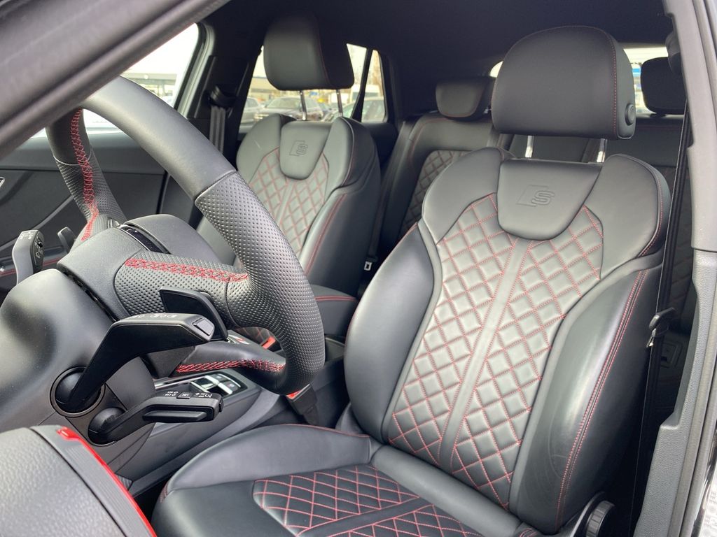 Audi Q2 2024
