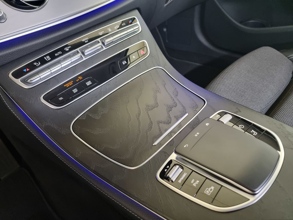 Mercedes-Benz E 300 2022