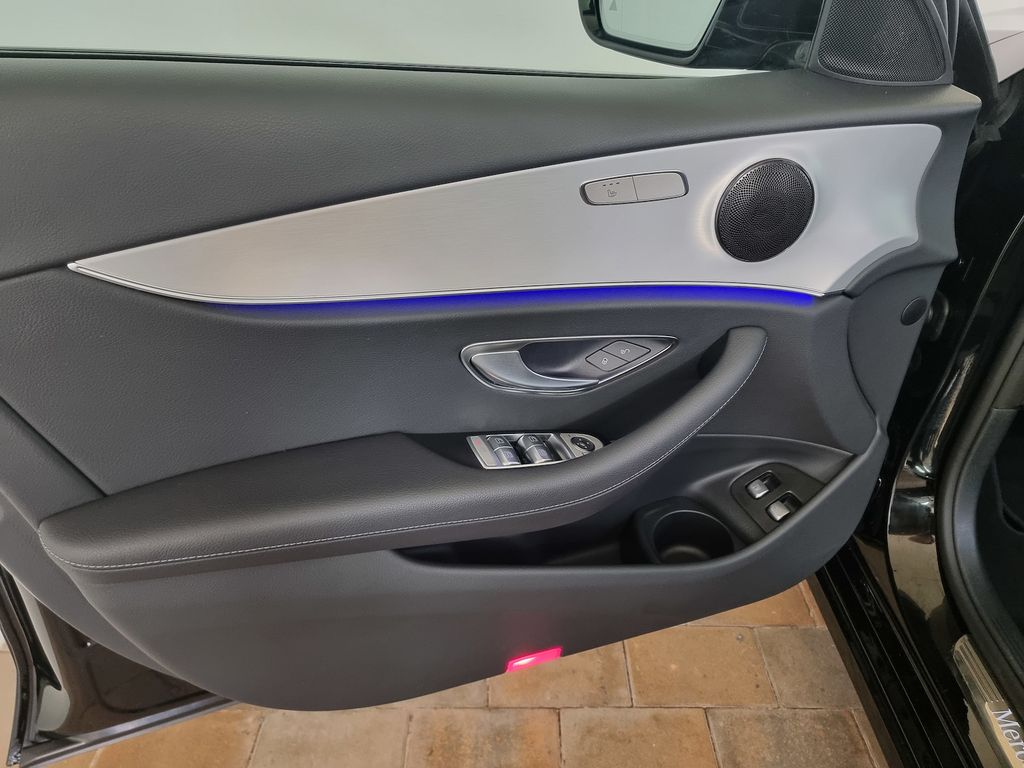 Mercedes-Benz E 300 2022