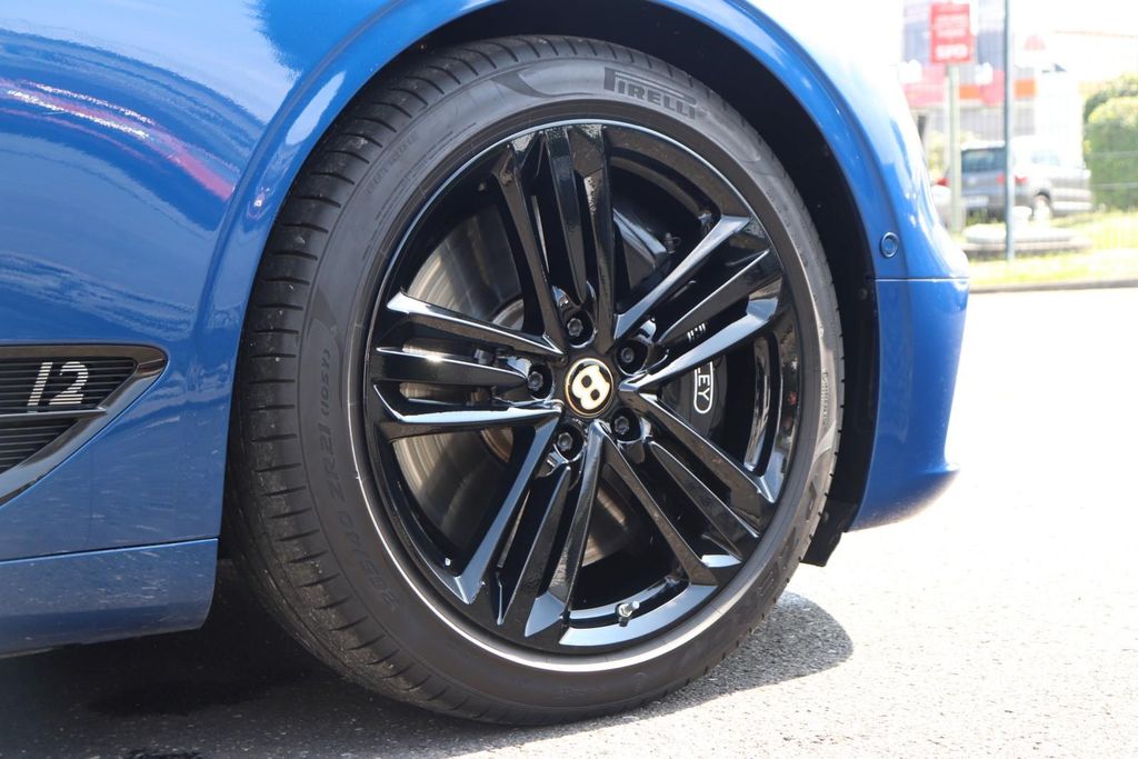 Bentley Continental GT 2019