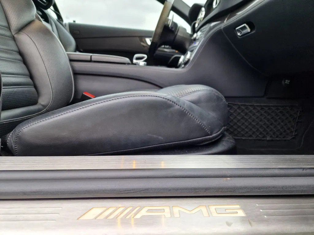 Mercedes-Benz SL 63 AMG 2012