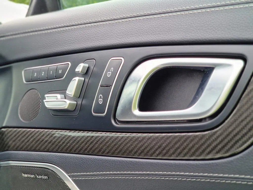 Mercedes-Benz SL 63 AMG 2012