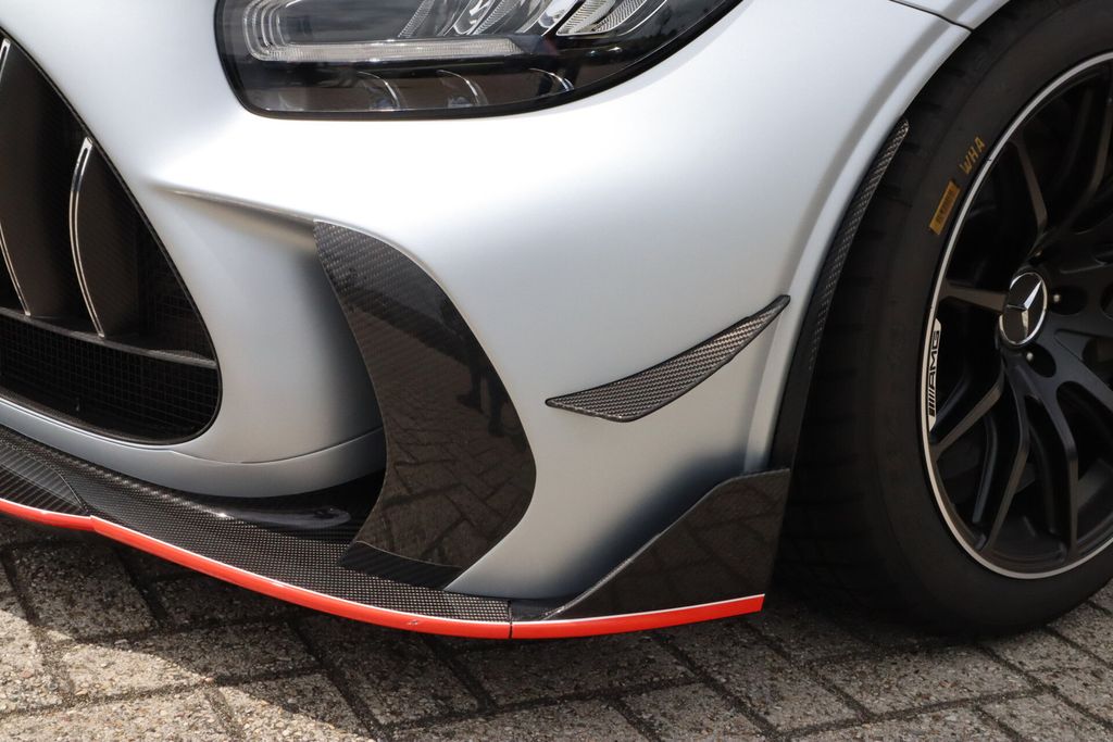 Mercedes-Benz AMG GT 2025