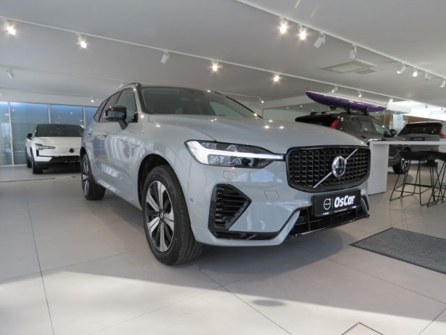Volvo XC60 2025