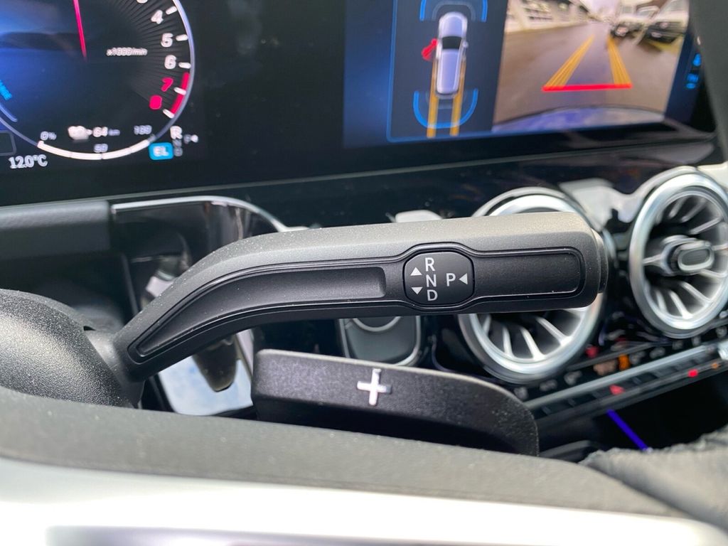 Mercedes-Benz B 250 2024