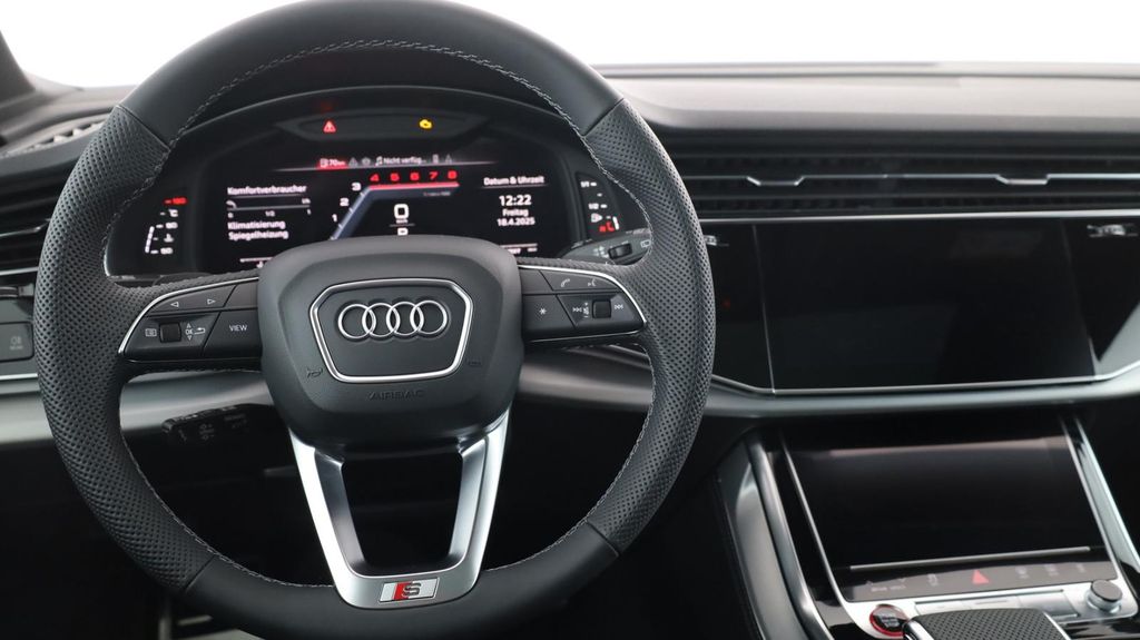 Audi SQ7 2025