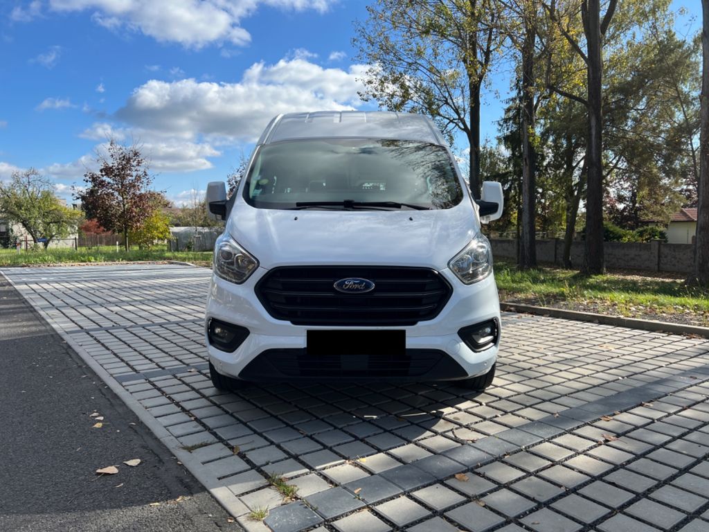 Ford Tourneo Custom 2021