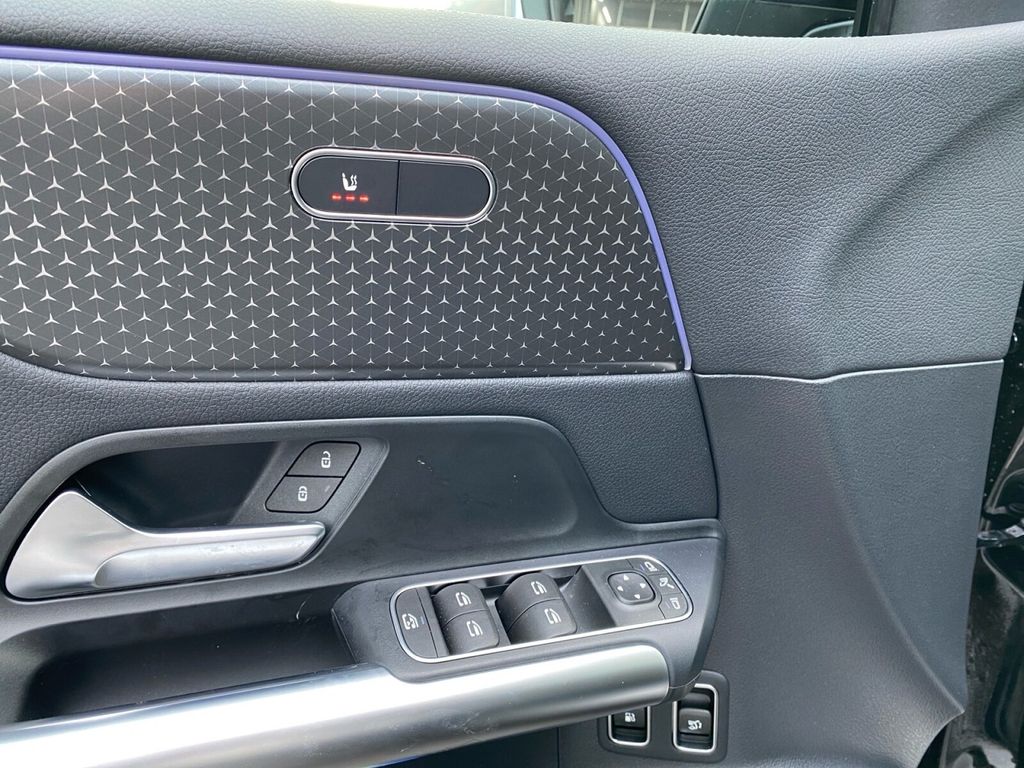 Mercedes-Benz B 250 2024