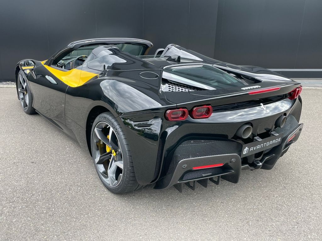 Ferrari SF90