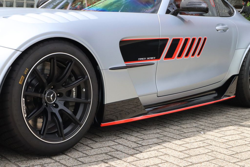 Mercedes-Benz AMG GT 2025