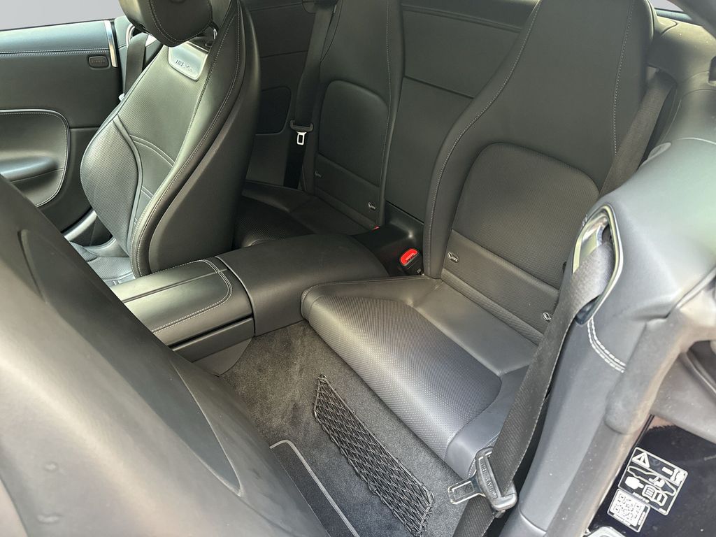 Mercedes-Benz SL 63 AMG 2022