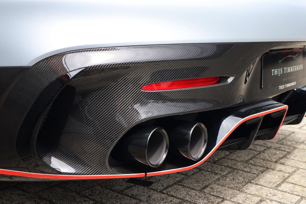 Mercedes-Benz AMG GT 2025
