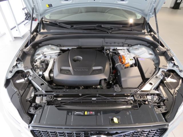 Volvo XC60 2025