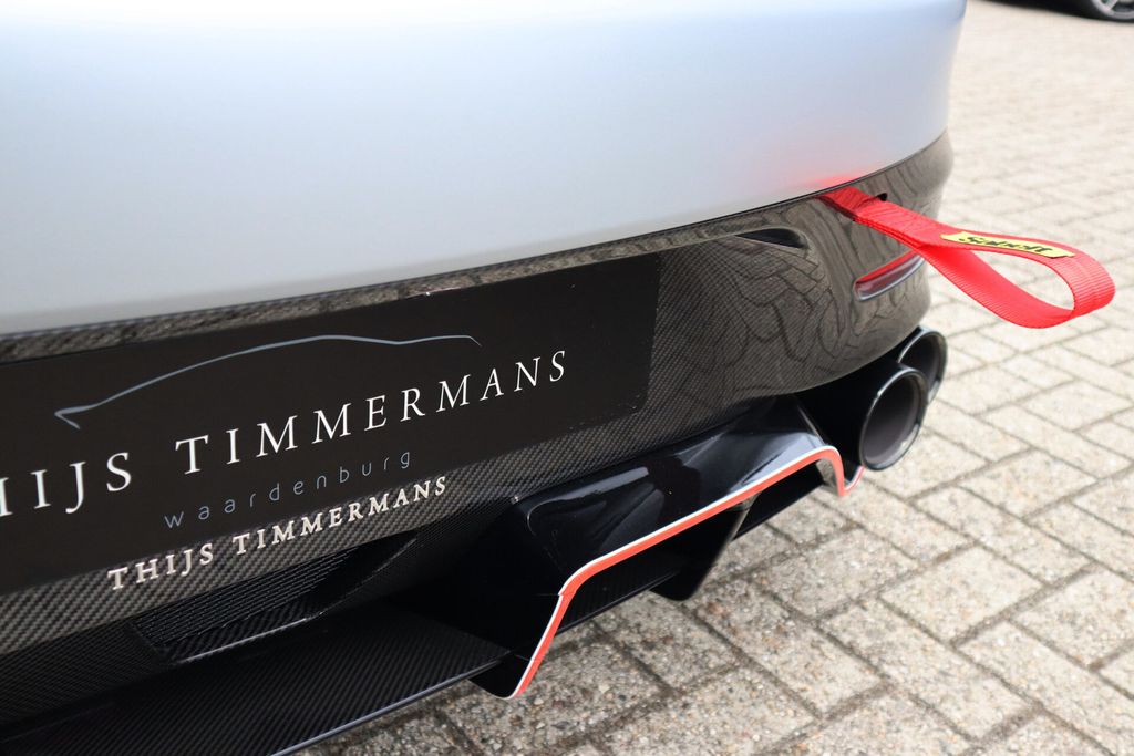 Mercedes-Benz AMG GT 2025