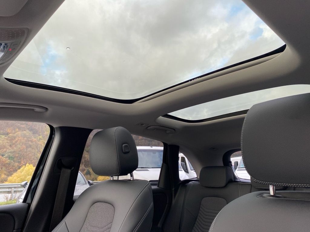 Mercedes-Benz B 250 2024