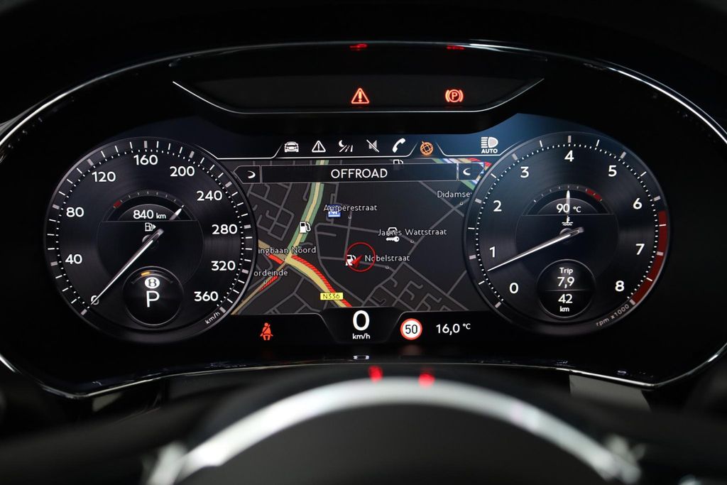 Bentley Continental GTC 2024