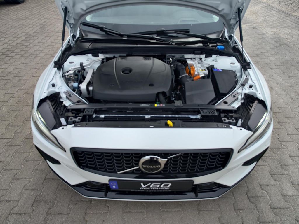 Volvo V60 2024