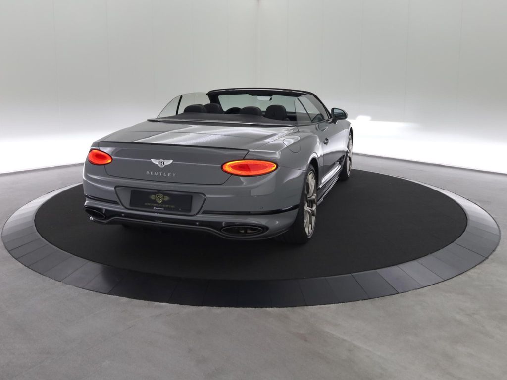 Bentley Continental GTC 2024
