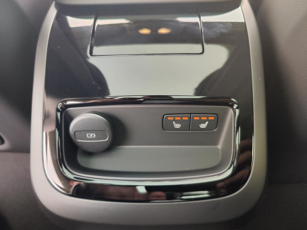 Volvo V60 2024