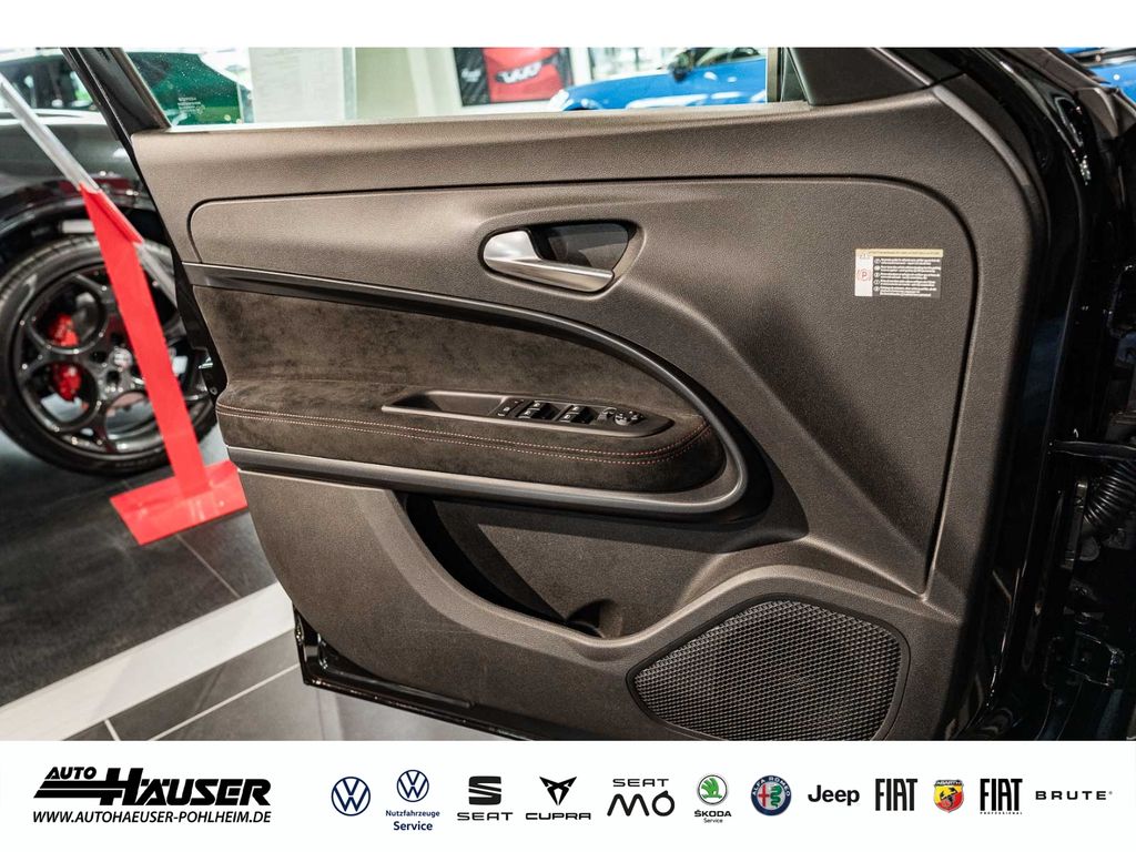 Alfa Romeo Junior 2025