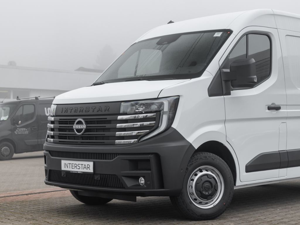 Nissan Interstar