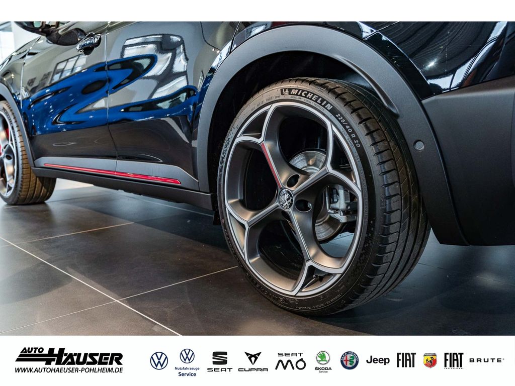 Alfa Romeo Junior 2025