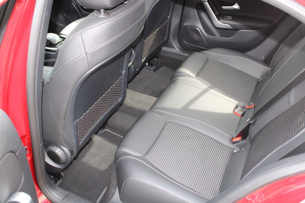 Mercedes-Benz A 220 2021