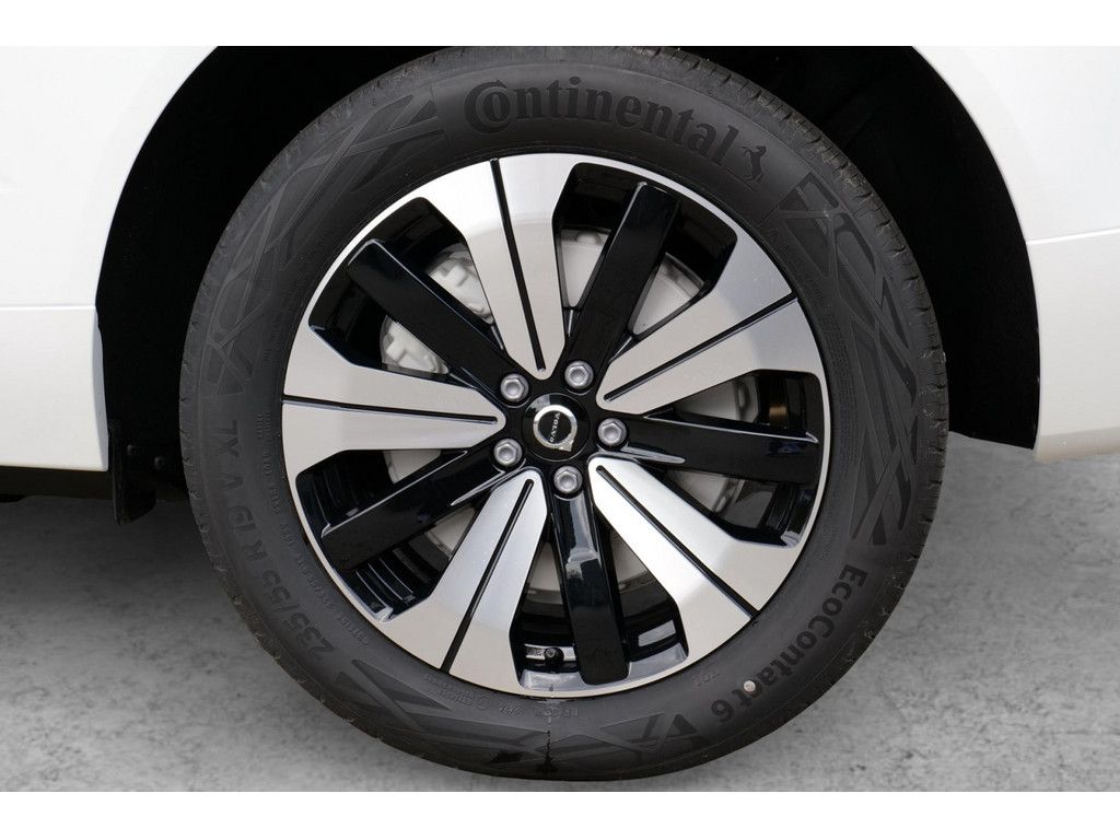 Volvo XC60 2025