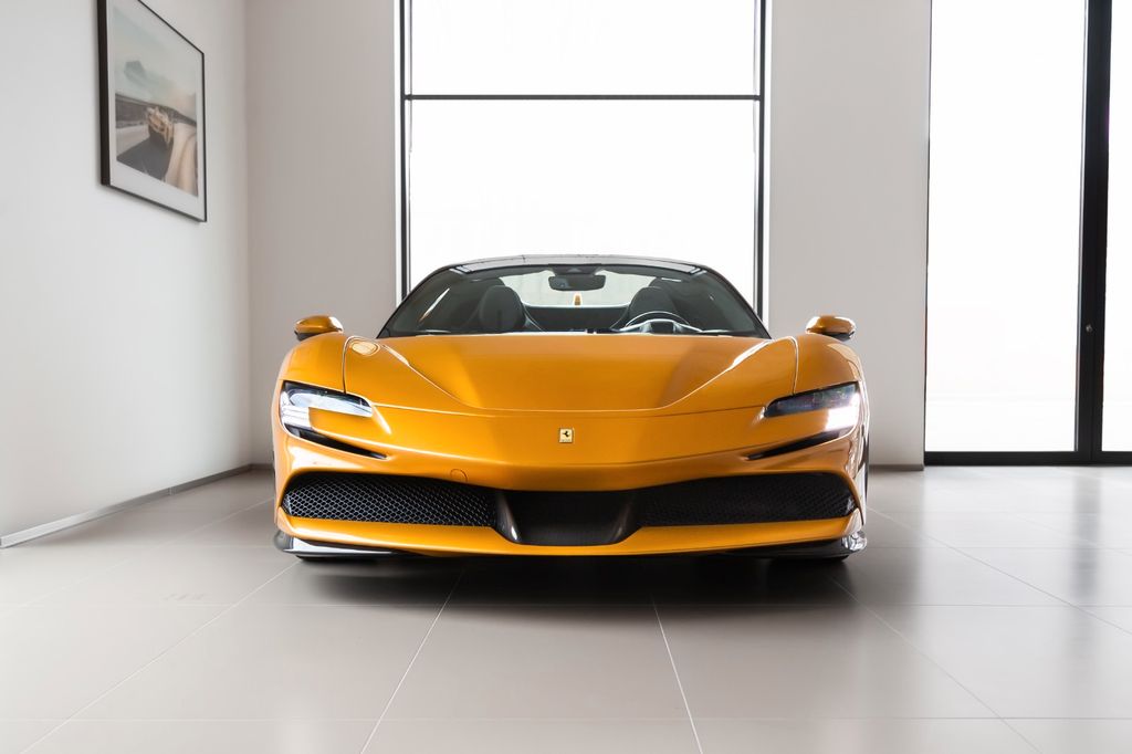 Ferrari SF90 2024