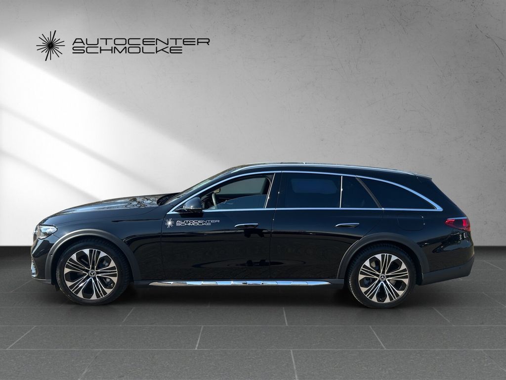 Mercedes-Benz E 300 2025