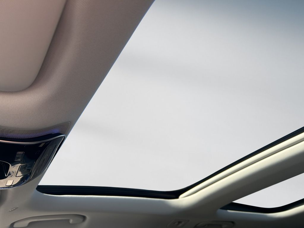 Mercedes-Benz E 300 2025