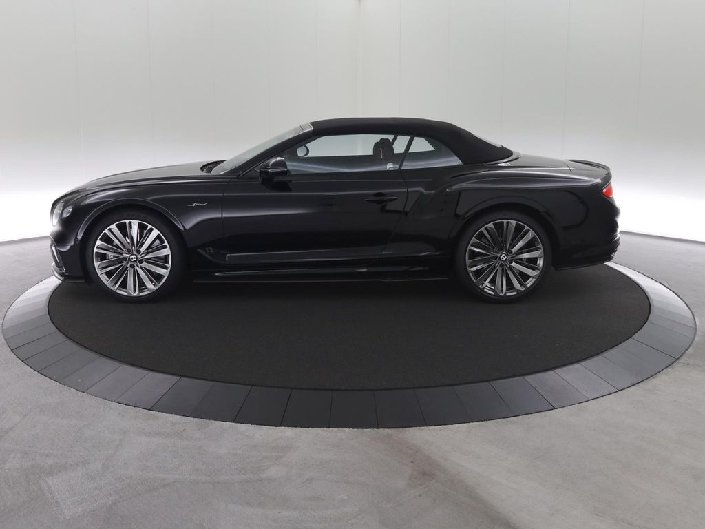 Bentley Continental GTC 2024