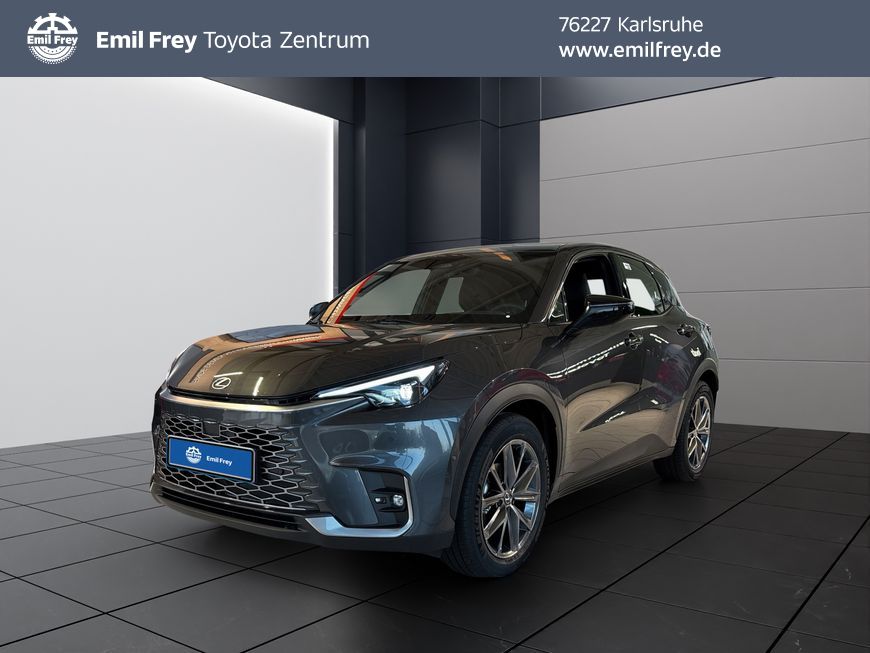 Lexus LBX 2025