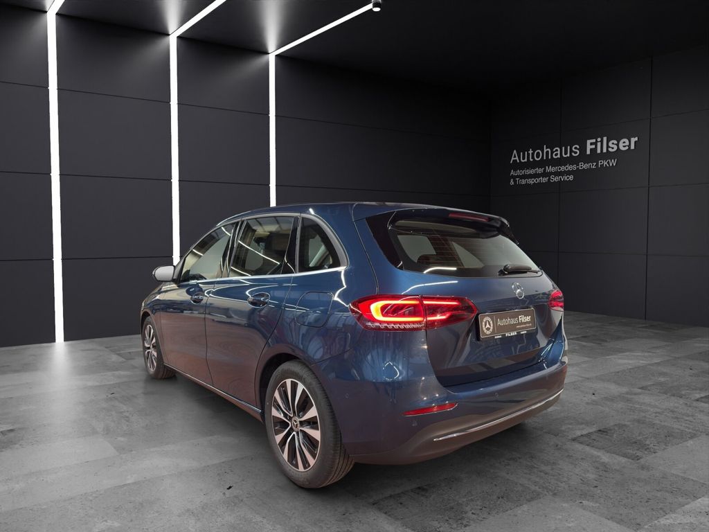 Mercedes-Benz B 220 2021