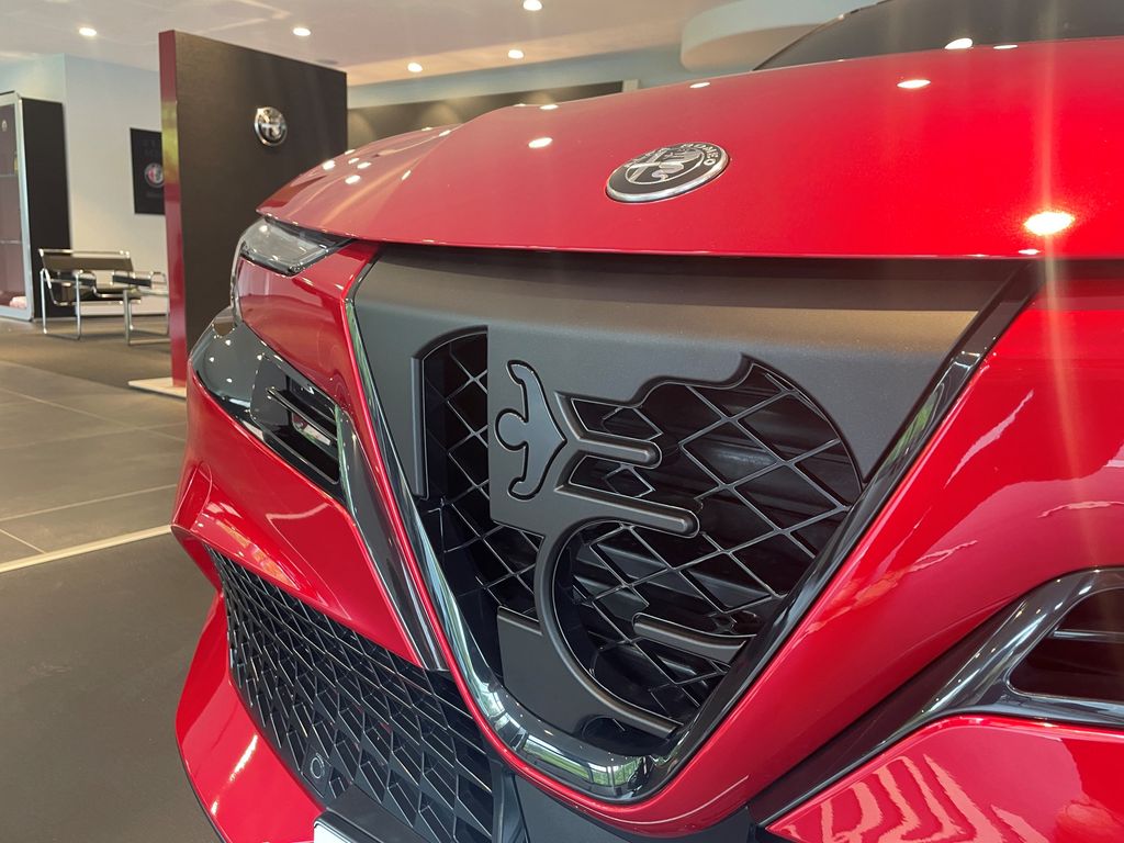 Alfa Romeo Junior 2025