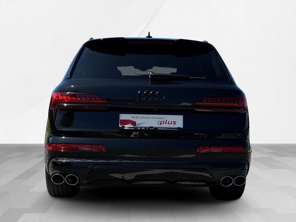 Audi SQ7 2025